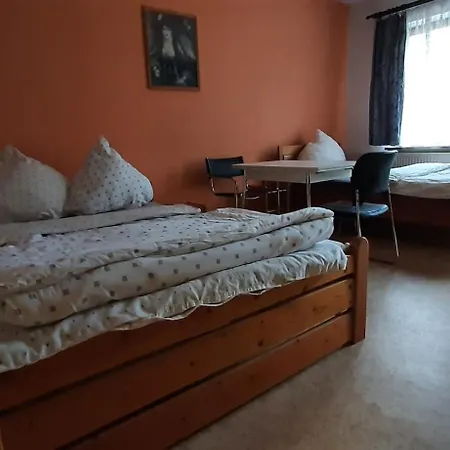 Гостевой дом Monteurunterkunft Thueringen Schwallungen