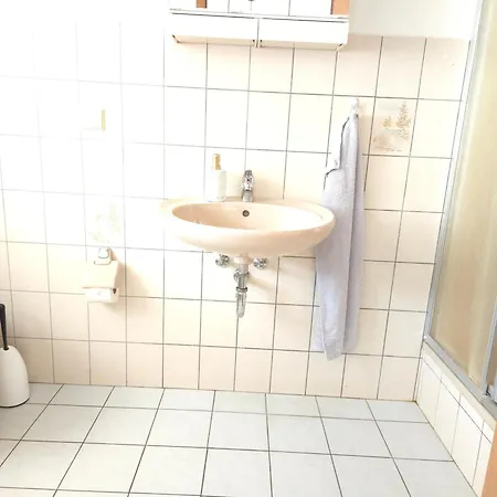 Гостевой дом Monteurunterkunft Thueringen Schwallungen